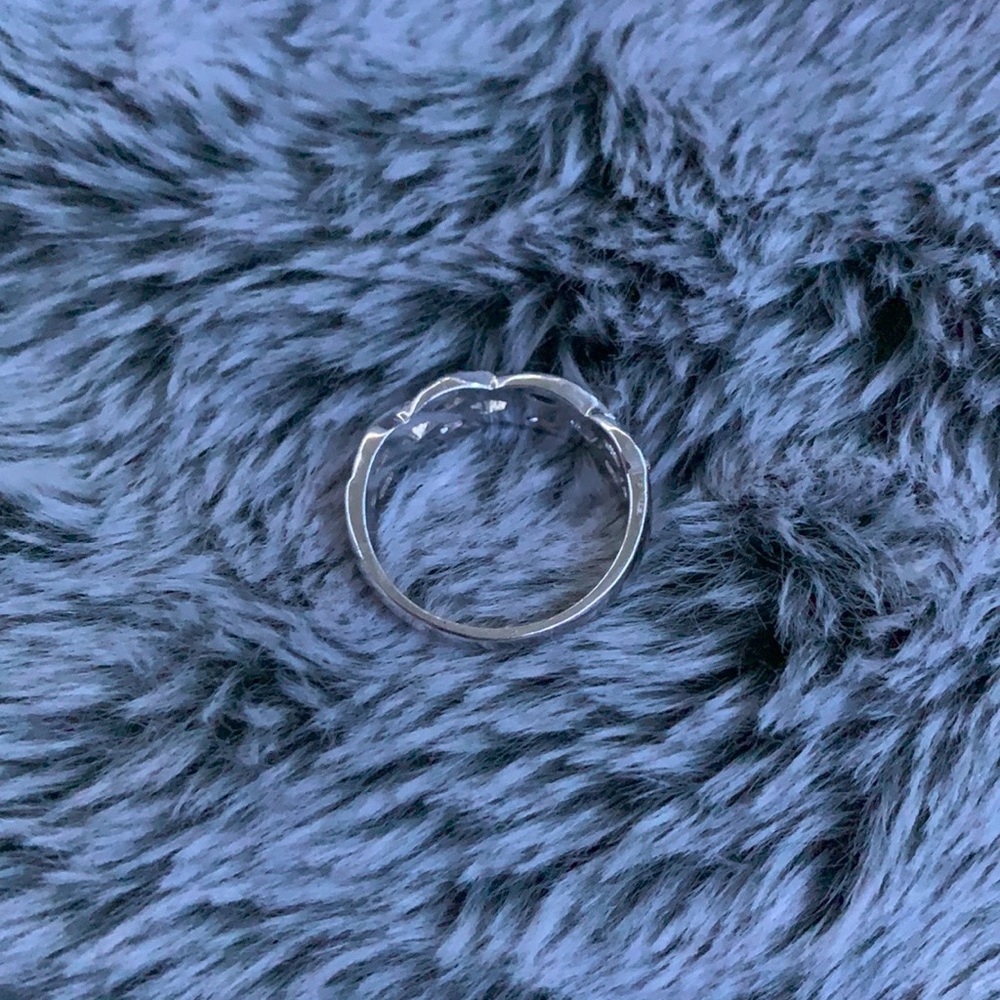 Ring - Picture 2 of 2